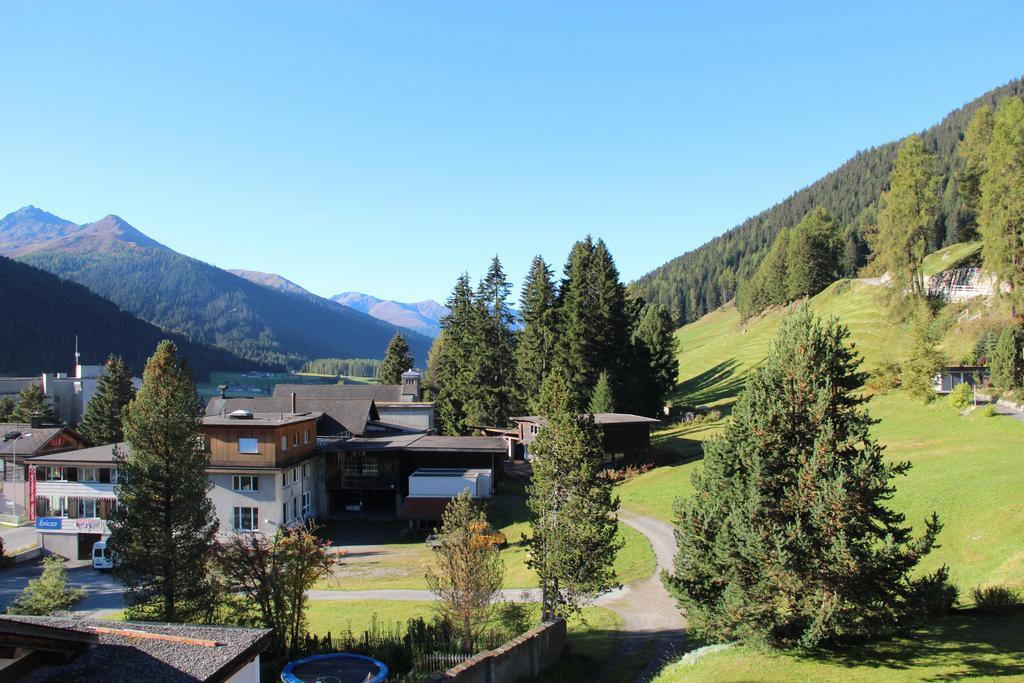 Alberti 5 Davos Room photo
